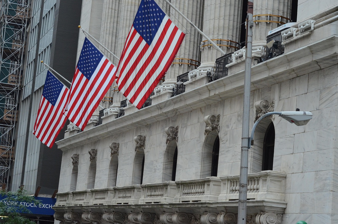 Quanto é o imposto de renda nos Estados Unidos: alíquotas, regras e cálculo completo